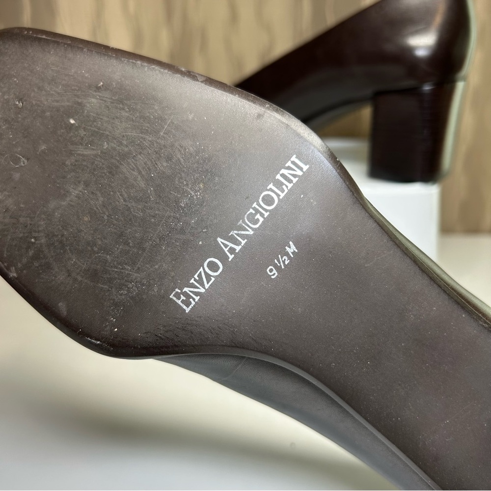 Enzo Angiolini Dark Brown Leather Block Heel Pumps - Picture 11 of 16